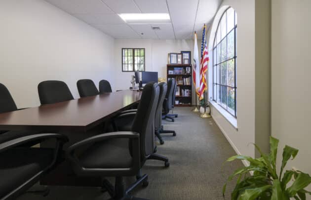 101 W Anapamu St