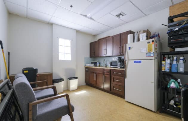 101 W Anapamu St