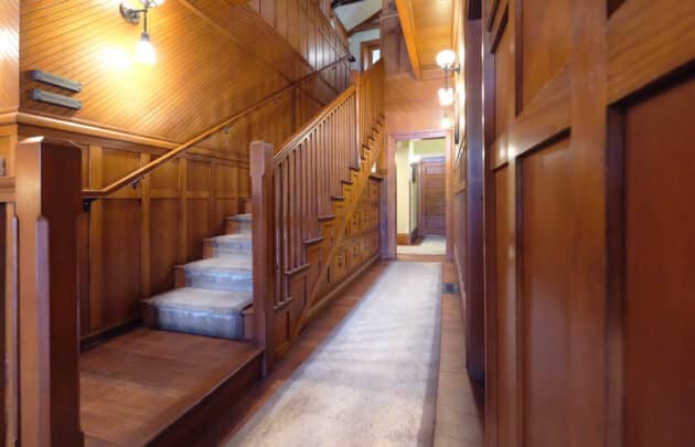 1227 De La Vina St