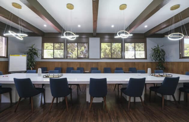 2030 Alameda Padre Serra 