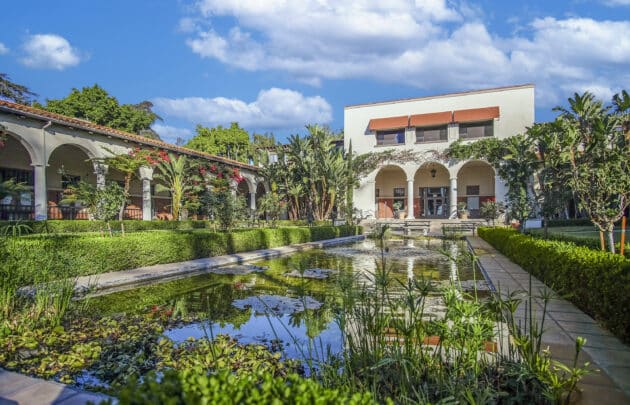 2030 Alameda Padre Serra 