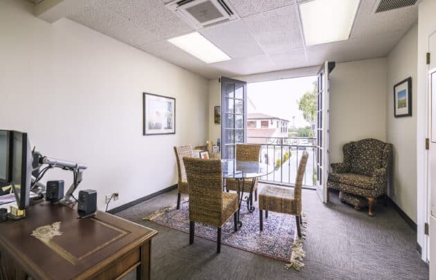 211 E Carrillo St