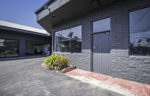 214-220 Anacapa St