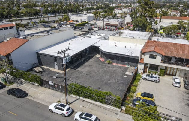 214-220 Anacapa St