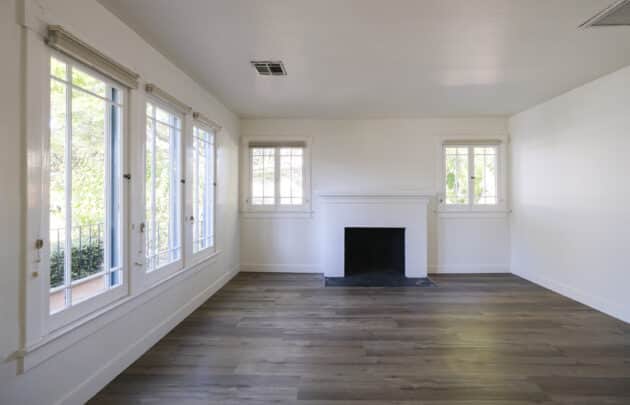 215 W Pueblo St