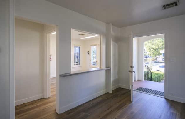 215 W Pueblo St