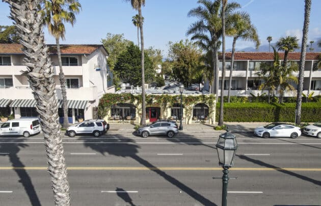 324 W Cabrillo Blvd