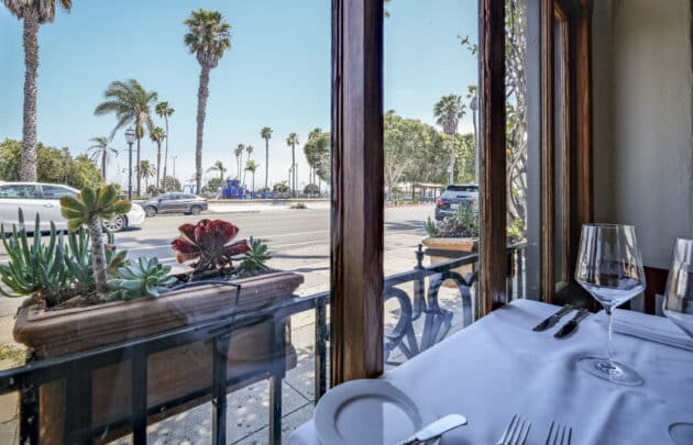 324 W Cabrillo Blvd