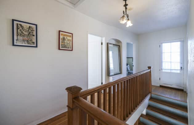 328-330 Islay St