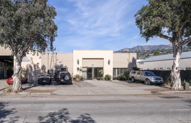 517 & 519 E Gutierrez St
