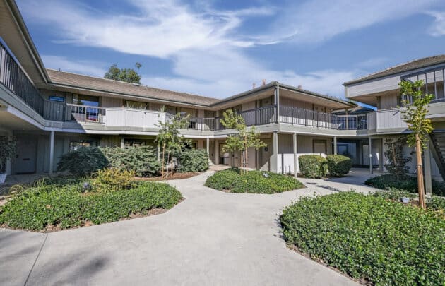 5290 Overpass Rd, 220
