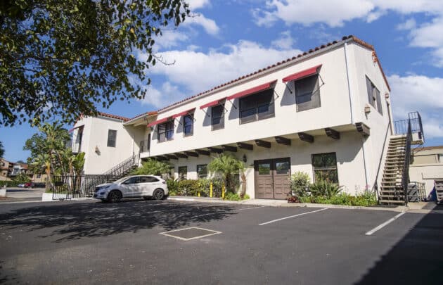 614 Santa Barbara St