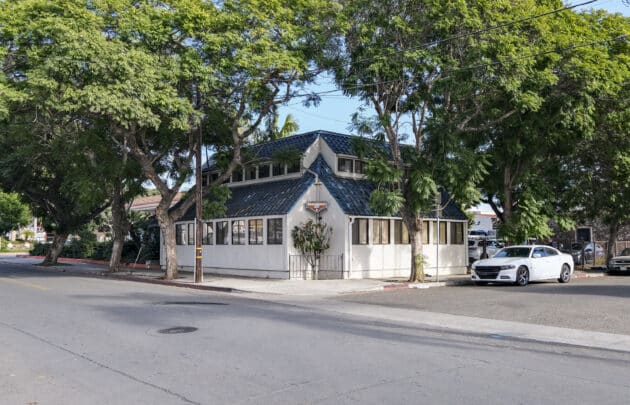 7 Ashley Ave