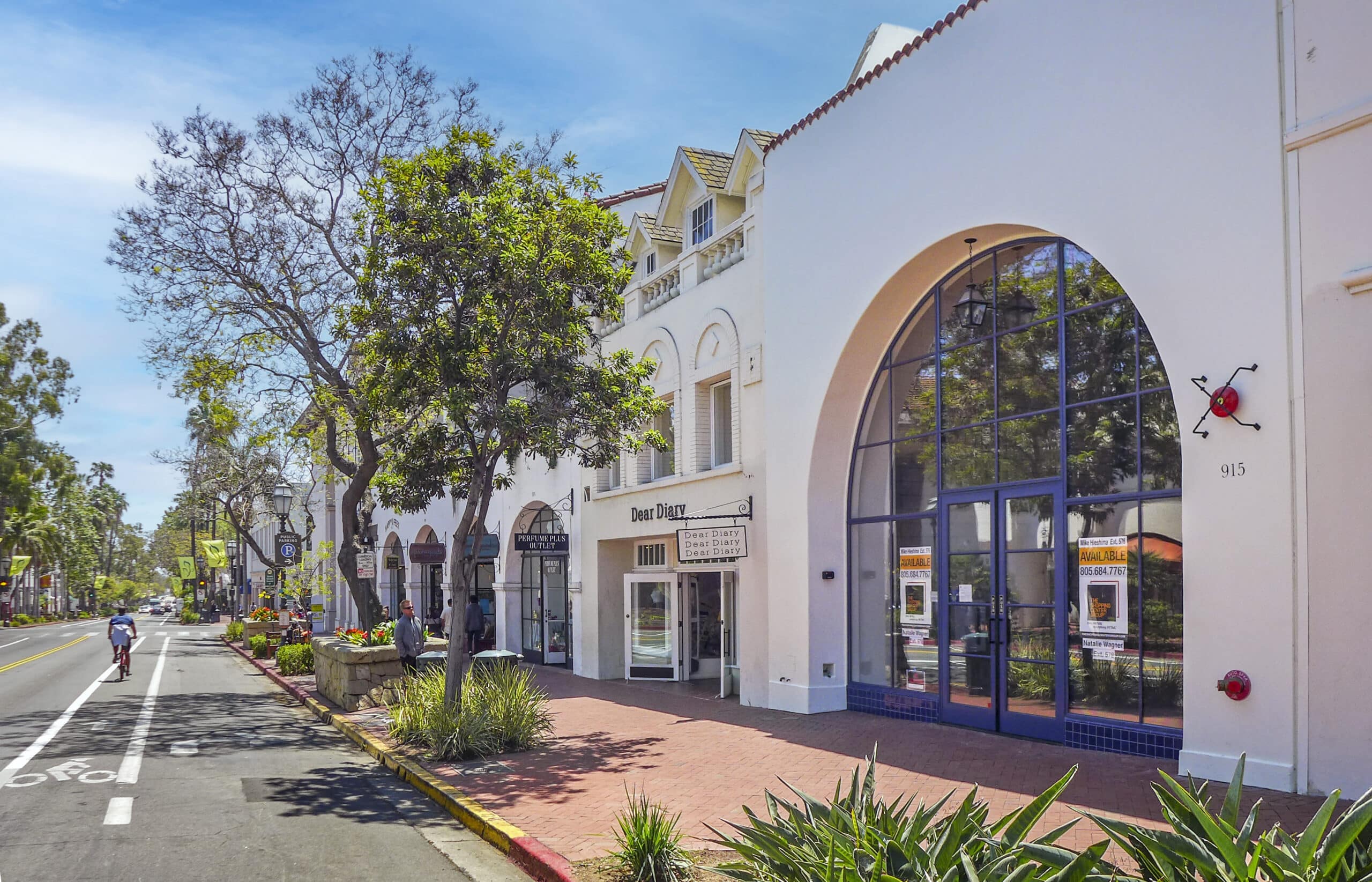 Retail at 915 State St, Santa Barbara, for lease
